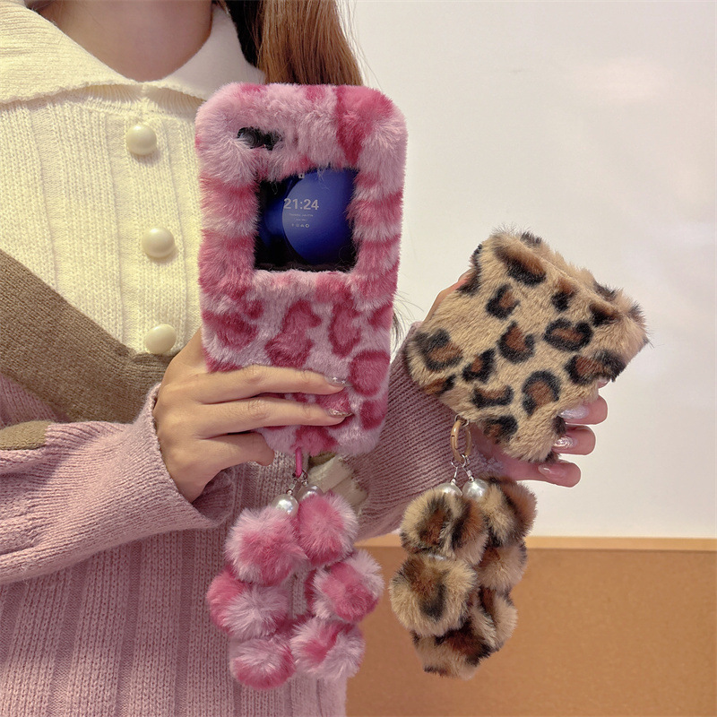 Модный пушистый плюшевый ремеш – обзор и цена Phone Cases Z Flip 7